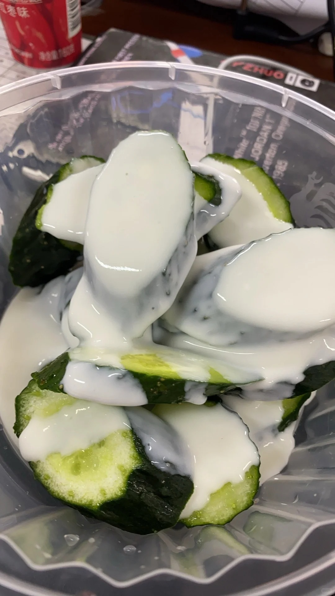 我想问一下现在的中学生都这样吗
背后辱骂老师，不服管教，脏话连篇，动不动就是cn
