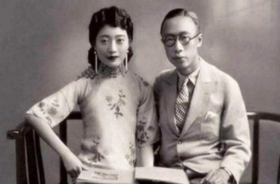 太监孙耀庭伺候过皇后婉容洗澡，他说：“宫女帮婉容脱衣，沐浴之后，再由两个年长的宫