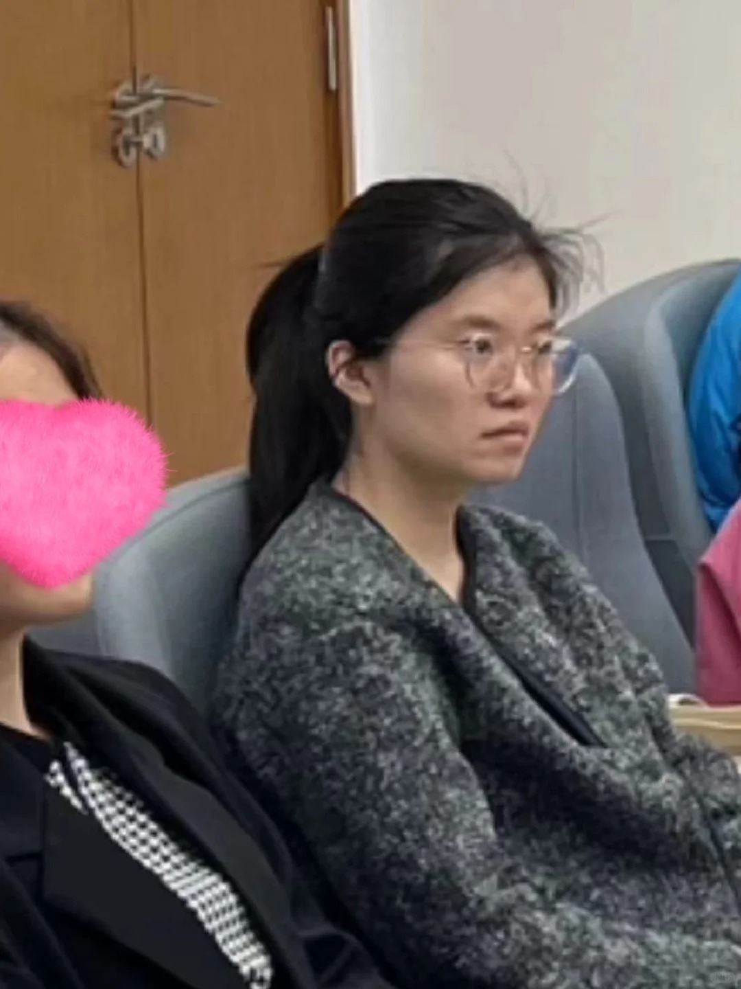 所以，人还是要化妆哈哈哈哈哈哈
P1朋友说我像上了十年班#日常化妆