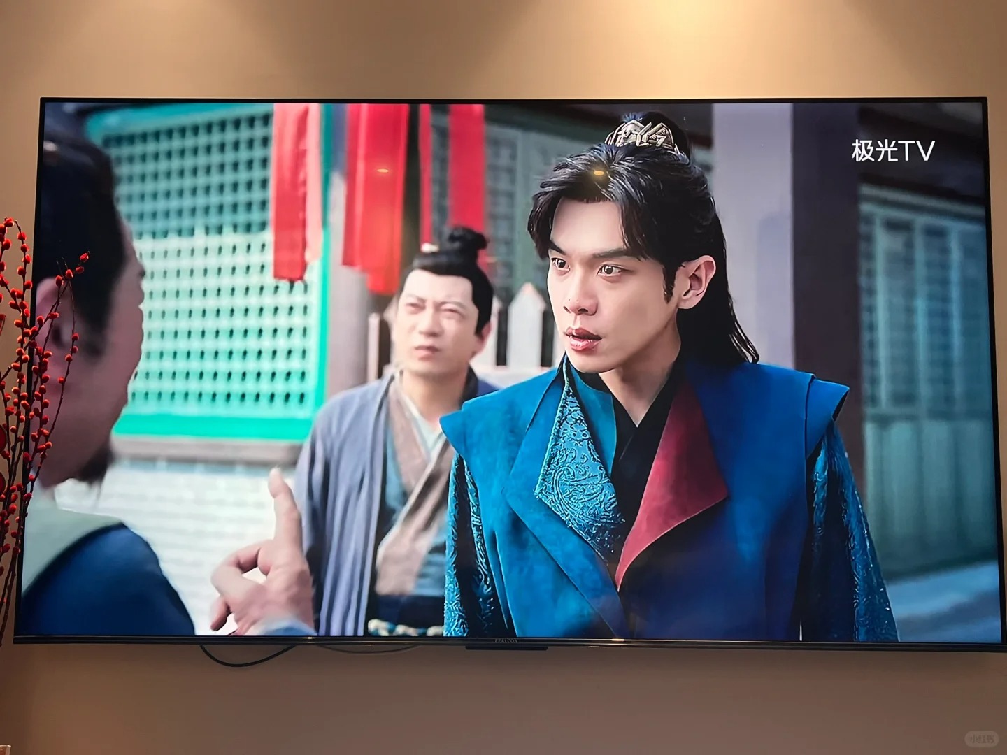 抱月楼的东家到底是谁！！！
老人家太可怜了。他只是想活着，他却被人坑害。