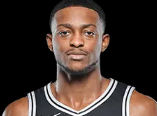 今天福克斯22分2篮板6助攻，并且上演绝杀3分被取消了惜败，队友马刺的卡斯尔大爆