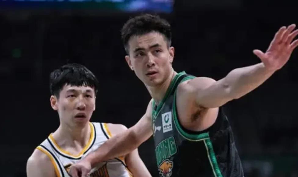 不可思议，10月24号晚上的辽宁男篮，竟然——

1、辽宁男篮在主场以100:1