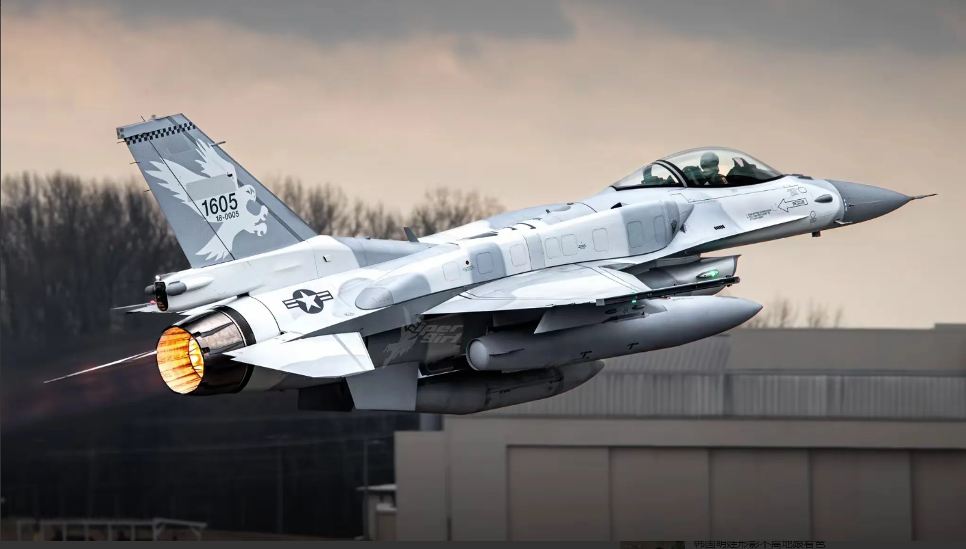 为什么F16能完全克制苏式战机？内行人的话戳穿了真相：

1.F16厉害在于超视