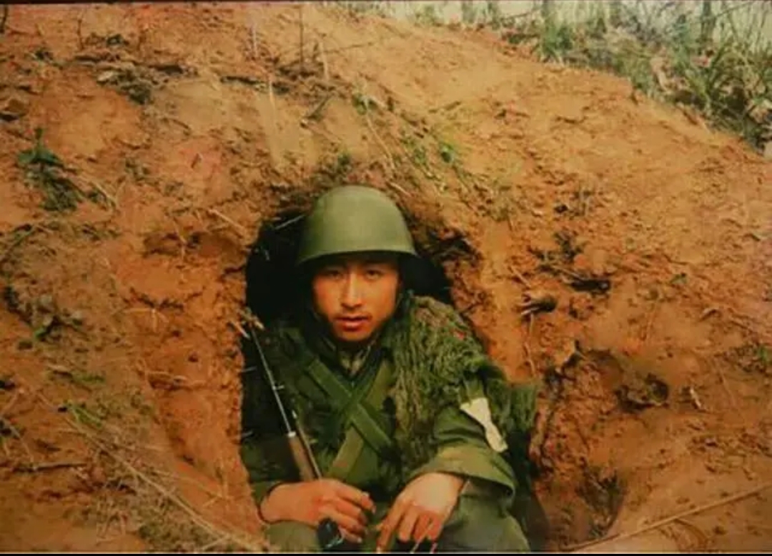 听老舅说过，对越轮战时，他们到边境地区后就请上一批轮战部队的代表来他们营介绍经验