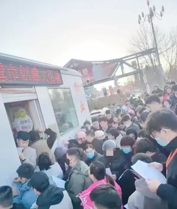 山东德州人民，好样的！为你们点赞！

3月1日13:40左右，德州一男子开着一辆