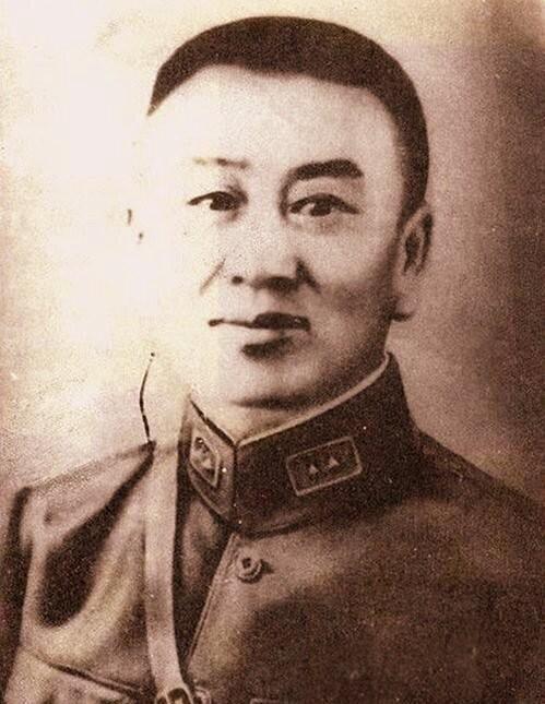 1937年11月9日，东北军67军军长吴克仁率部与日军激战，不幸中弹牺牲，然而让