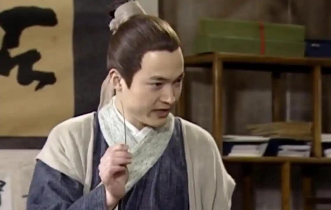 古代科举考试中，四书五经是基础教材，但只是背诵这些经典作品并不意味着能够轻松考上