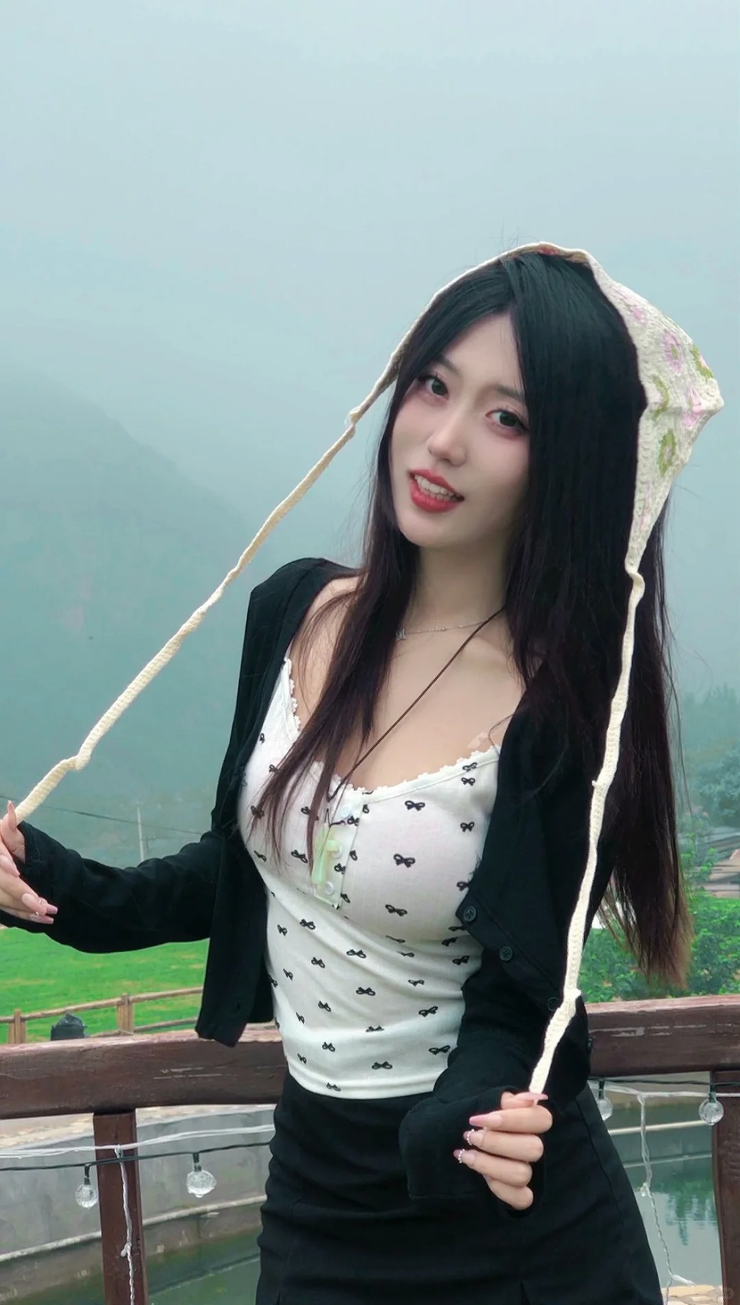 进山玩水真的很放松😎
和好朋友野营真的好开心！