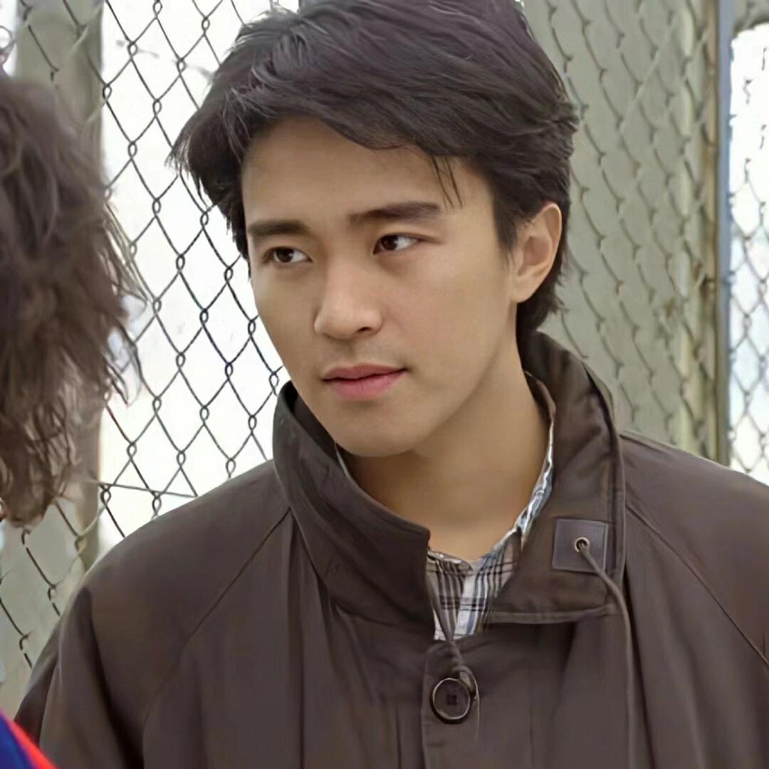 我想说的是周星驰真的很帅！