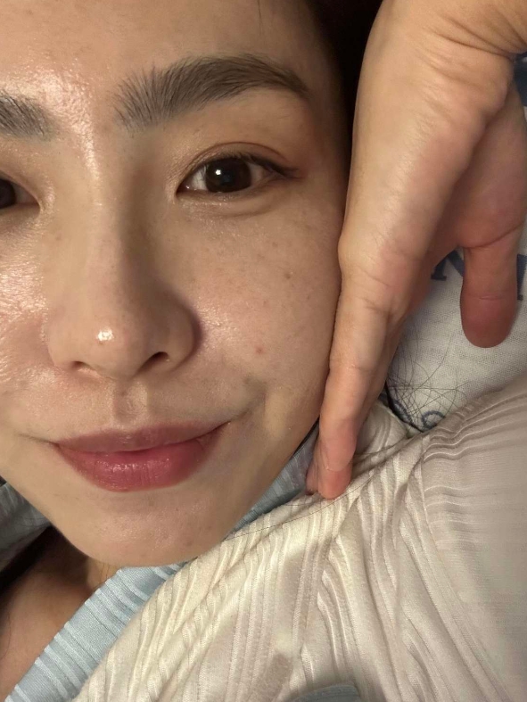 相亲对象给我发了两张素颜，问我怎么样？大家觉得可以嘛？我一个月挣8000
