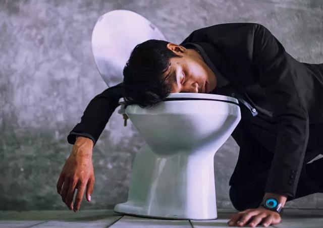 你觉得酒后乱性是蓄谋已久吗？