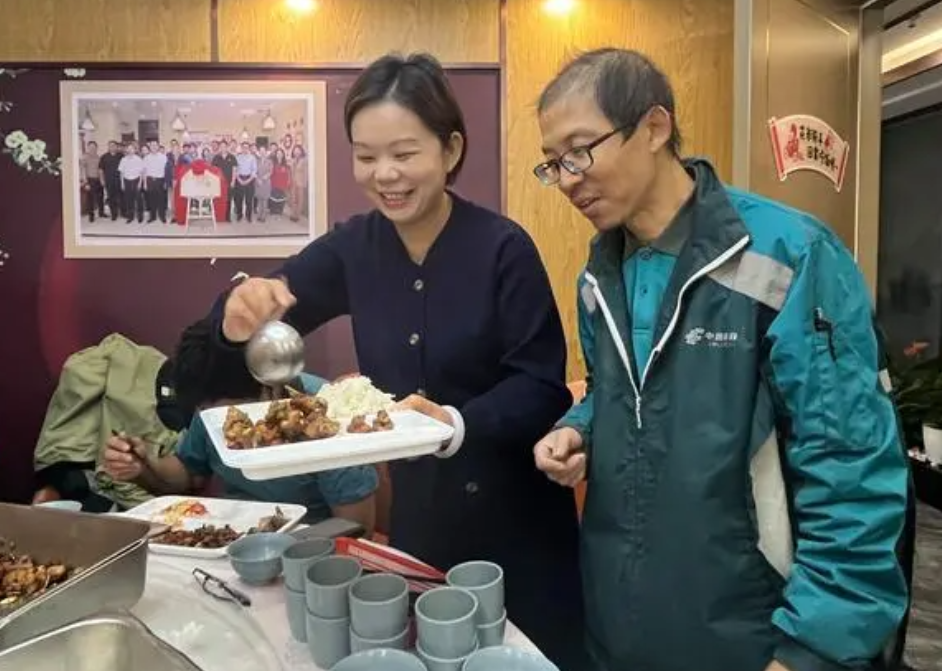 这样的饭店活该发大财!
