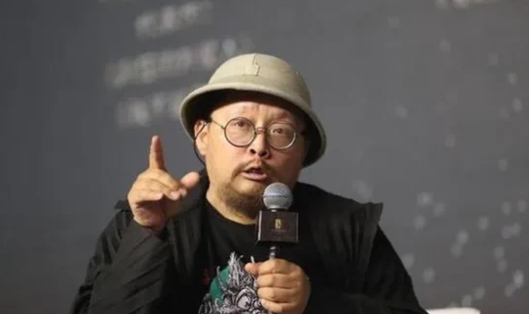 主动道歉：史航性骚扰事件告一段落！

这个事情还发生在去年的四月份，这都整整过了