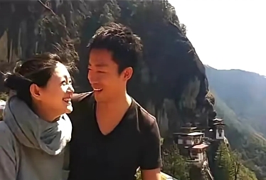 突然觉得汪小菲大s的婚姻是两家人搅和的，张兰，和小s，搅和的张兰撺掇汪小菲，因为
