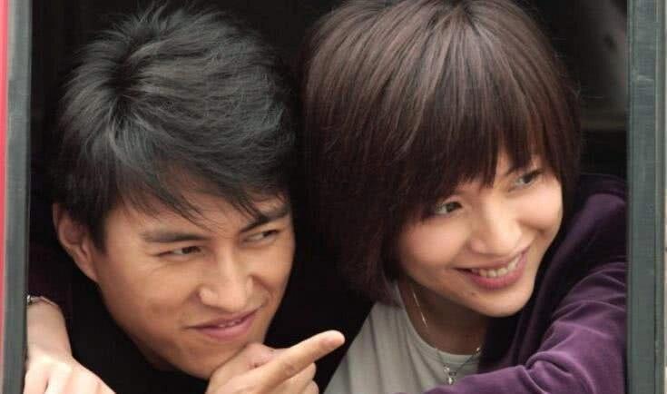 从离婚到幸福家庭，靳东与妻子李佳的真情