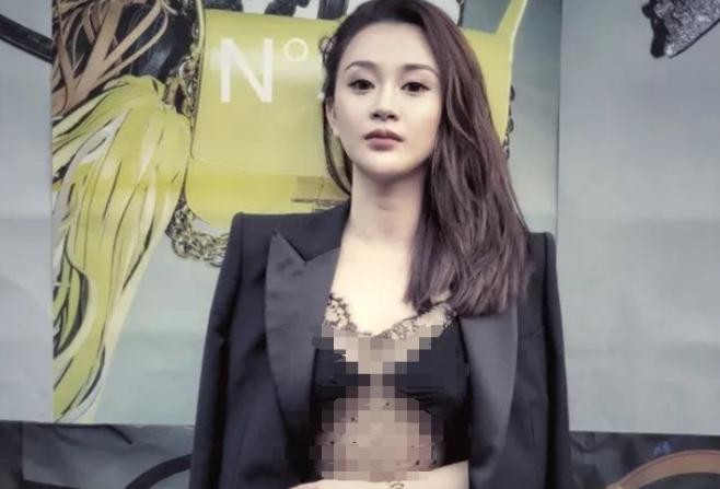 吴秀波陈昱霖七年情断闹剧

                          