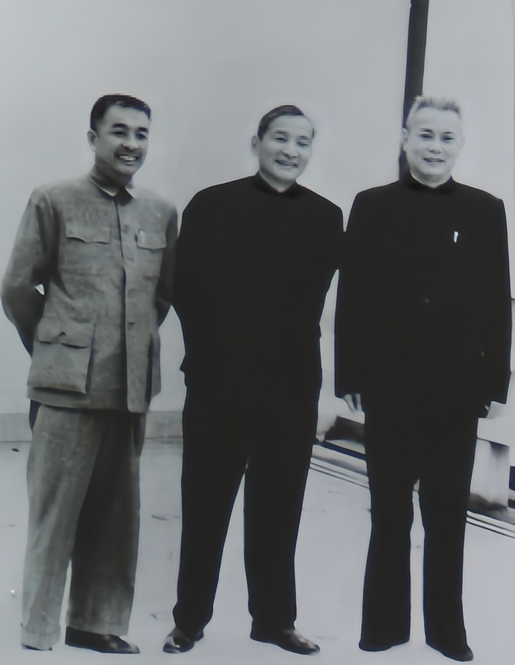 十一届三中全会之后，中央想让陈云出任国务院财经委员会主任，领导全国的财经工作。陈