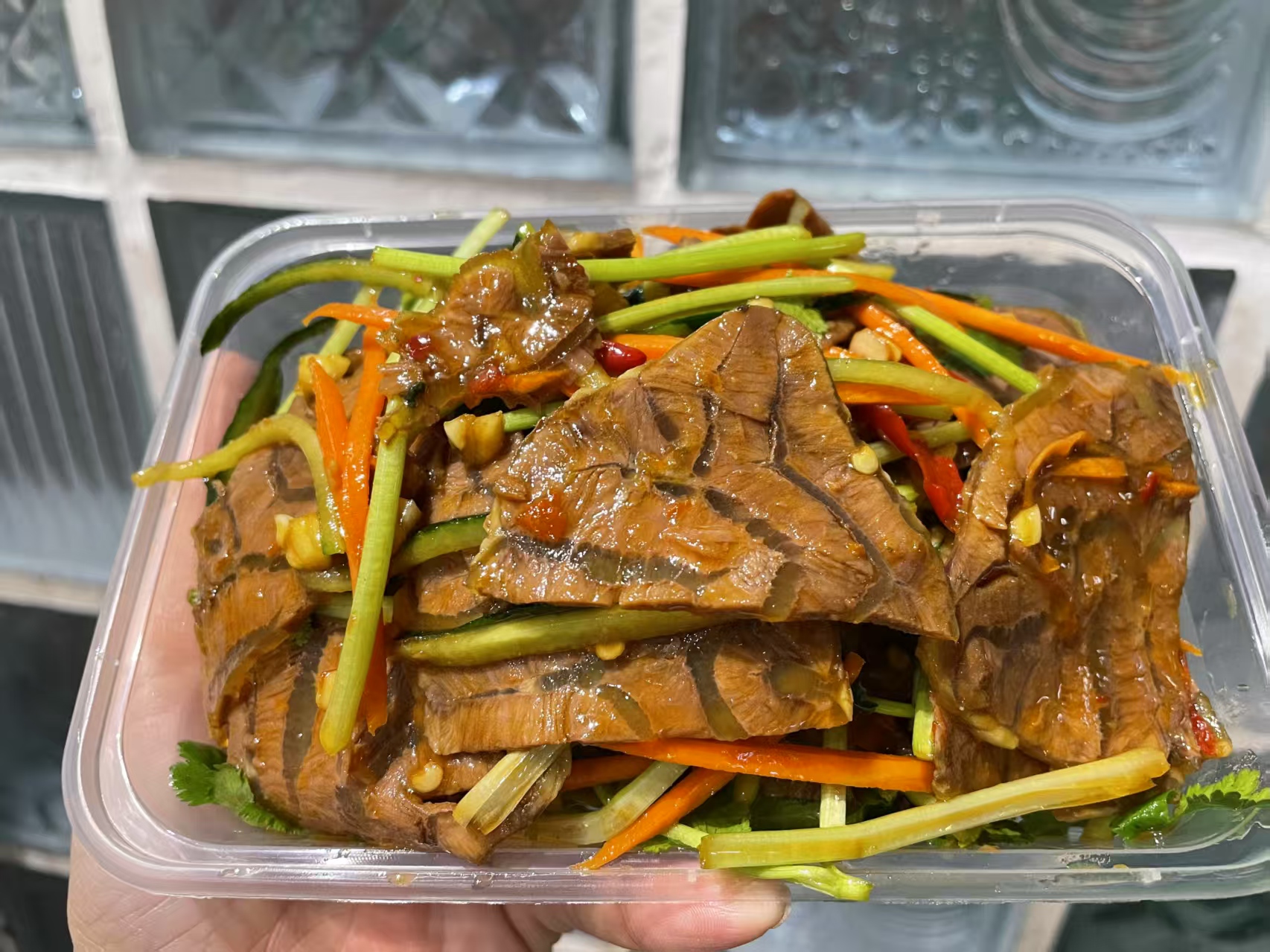 这个凉拌腱子肉太香了吧