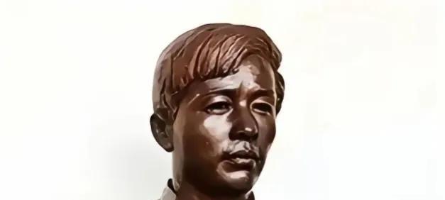 关在狱中6个月被割舌，挖眼，断手脚筋活活蒸死也绝不投降