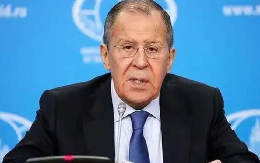 美国退群，俄罗斯准备跟，仅保留一个国际组织！

特朗普上台后，接二连三的退出了国