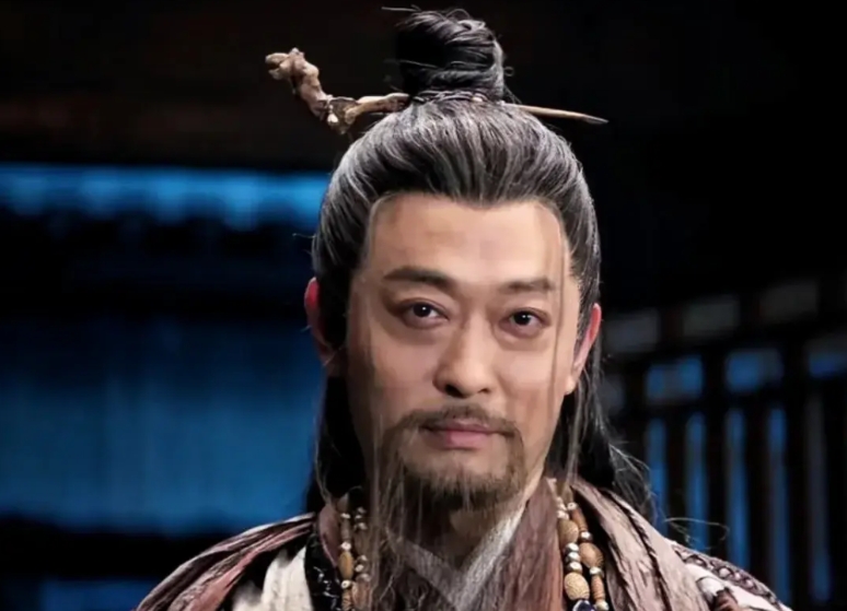 看了《大奉打更人》，我终于明白为什么有些电视剧需要被剪辑成脱水版了。这部电视剧的