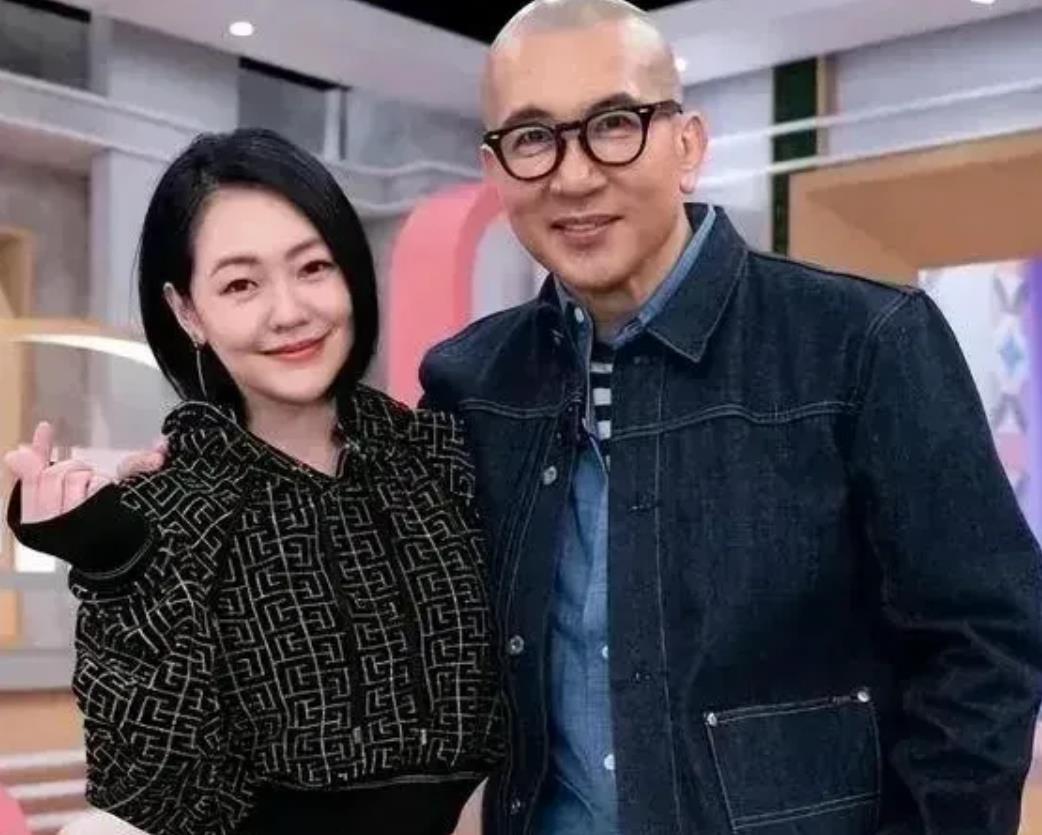 多亏小S女士，孩子们才能回到北京。

今天网络上竟然有很多这样的节奏，让人感觉到