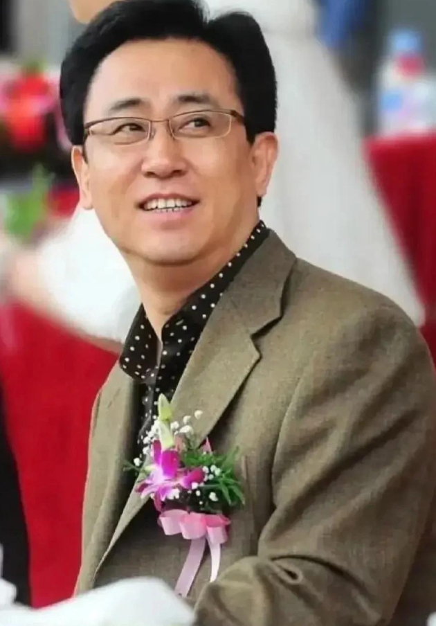 记者问王思聪：