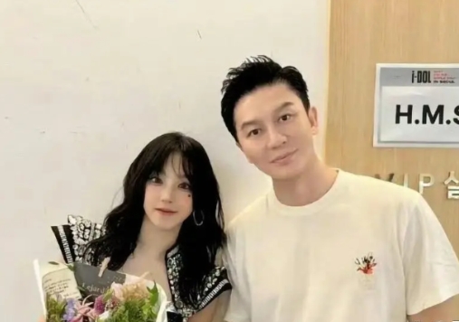 宋雨琦和李晨都被磨皮成这样了，都认不出来了?