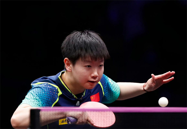 WTT重庆冠军赛，最后一场女单半决赛，孙颖莎4-2战胜陈梦，晋级决赛，六局比分为