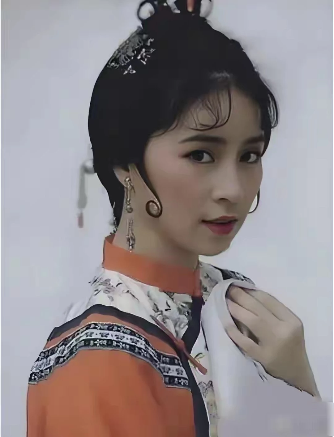 年轻时的林凤娇，美得跟林青霞不相上下