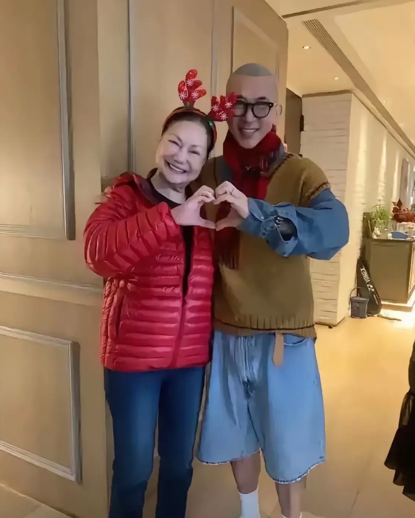 这对丈母娘和女婿，关系也是很好的，但那是在女儿健在的时候。现在女儿不在了，今后他