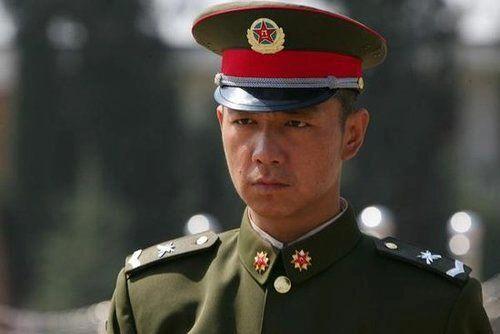 邢佳栋：从士兵到英雄的蜕变之路！