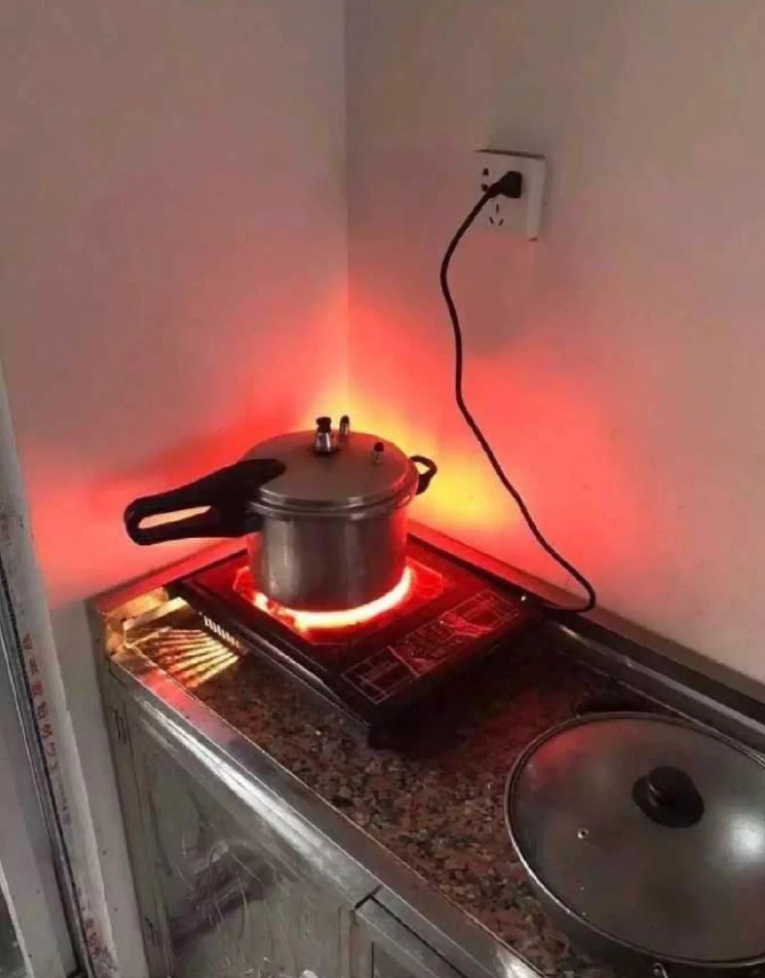 都六分钟过去了，为啥还不响？