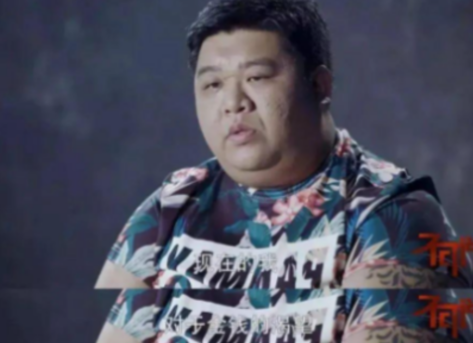 千万拆迁款加上北京3套房，一夜暴富的他立马和妻子离婚，让其净身出户，7年后怎么样