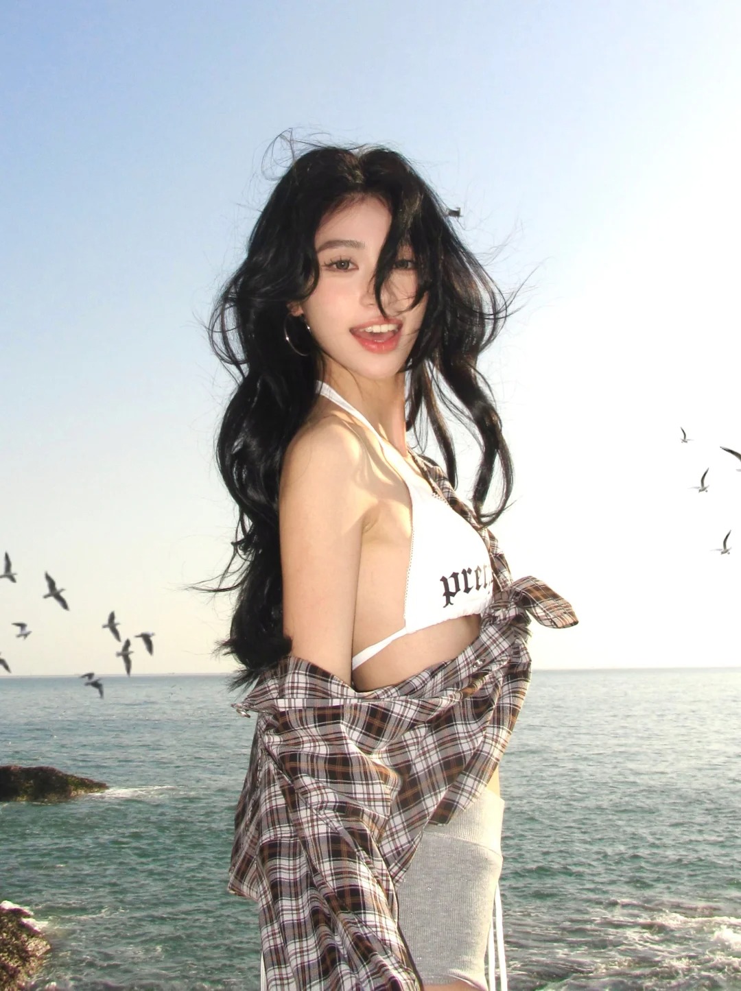 是老家的海！！
过年回老家去看海啦 拍到了新年人生照片！
美疯了