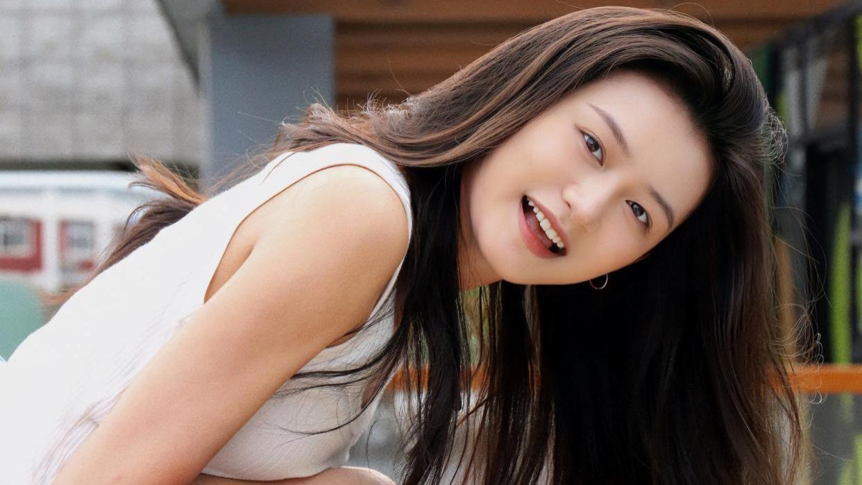 快看！刘妍池甜美写真照片曝光，让你感受她的灵动活力