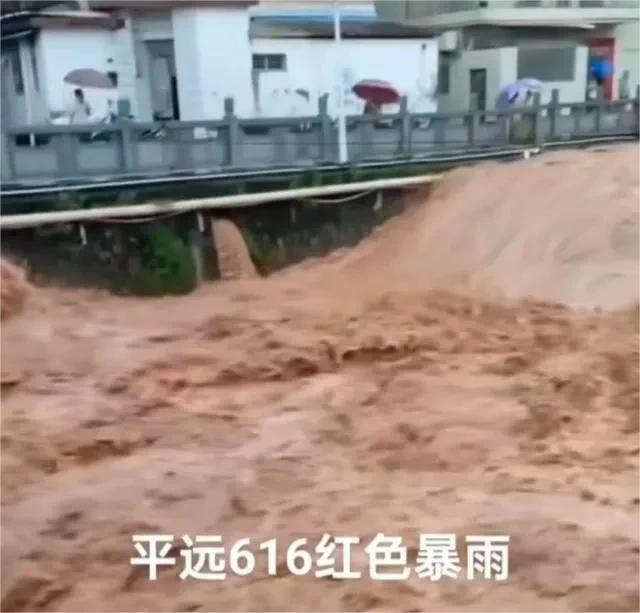 真是太令人揪心了！广东梅州暴雨致5人死亡、15人失联！今年这是怎么了，南方多地降