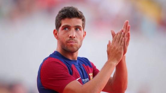 梅西悲剧重演？巴萨18年功勋惨遭清洗，2015欧冠封王阵容仅剩1人