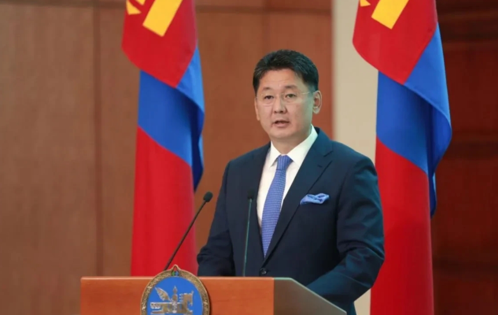 拉121国集体审判蒙古国，柿子专挑软的捏！

当地时间10月24日，国际刑事法院