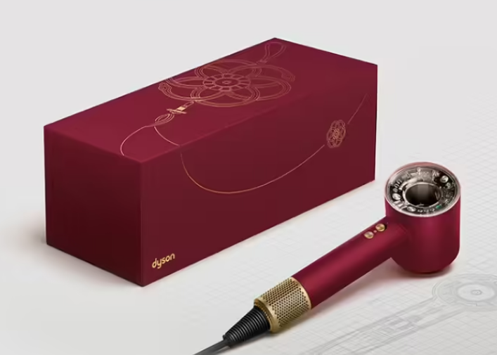 戴森 HD16 智能吹风机鎏金红丝绒色预售，3499 元