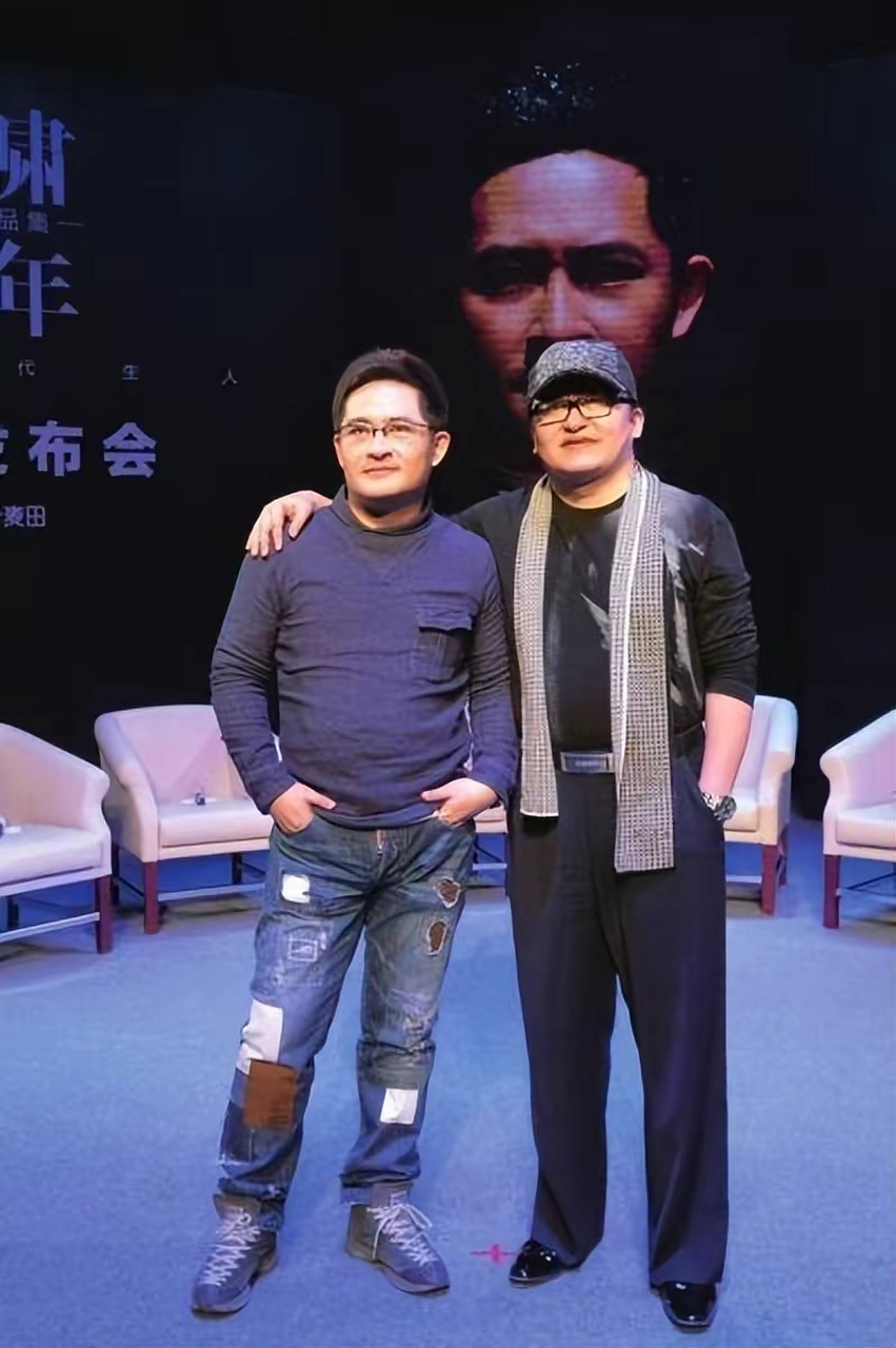 当年，电视剧《父母爱情》征选主题曲，刘欢的弟弟刘啸立马拿着自己十几年前写的一首歌