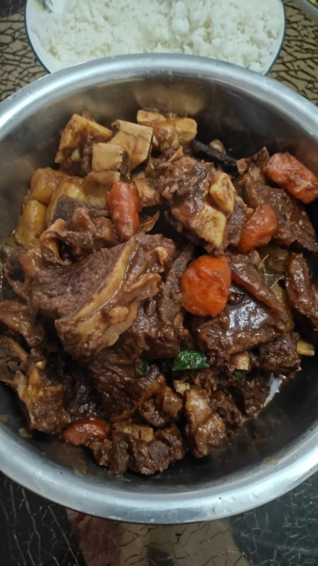 做了这一碗，被人说
心情好，买了两斤牛排，花了我100元，辛苦做了两小时，叫我公