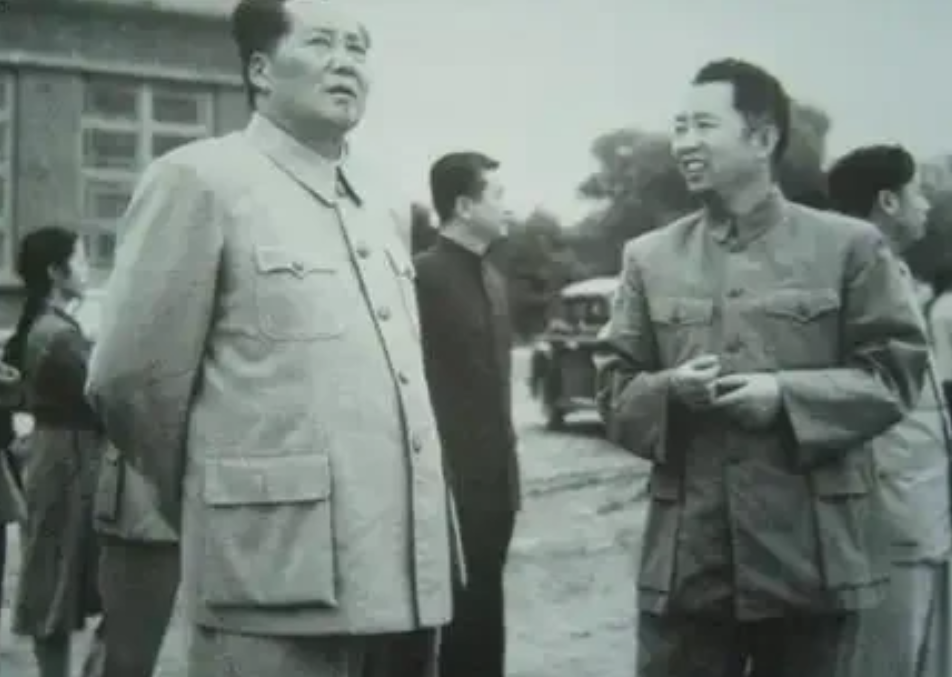 真正厉害的语言艺术是怎样的？抗美援朝时期，毛泽东回刘亚楼电报的具体，是最好的答案