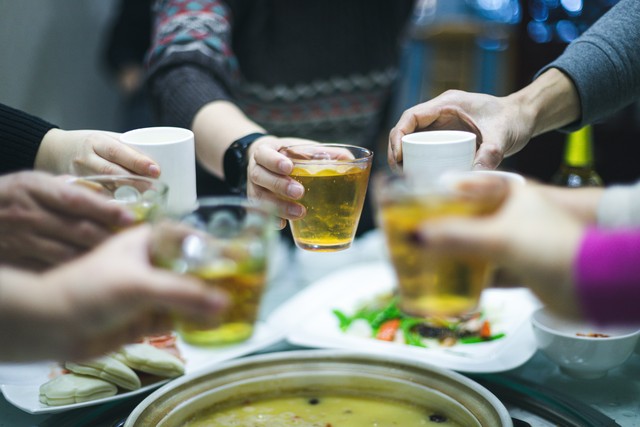 “女婿被丈母娘家拒绝拜年：过年为何会变成一场“家庭战争”？