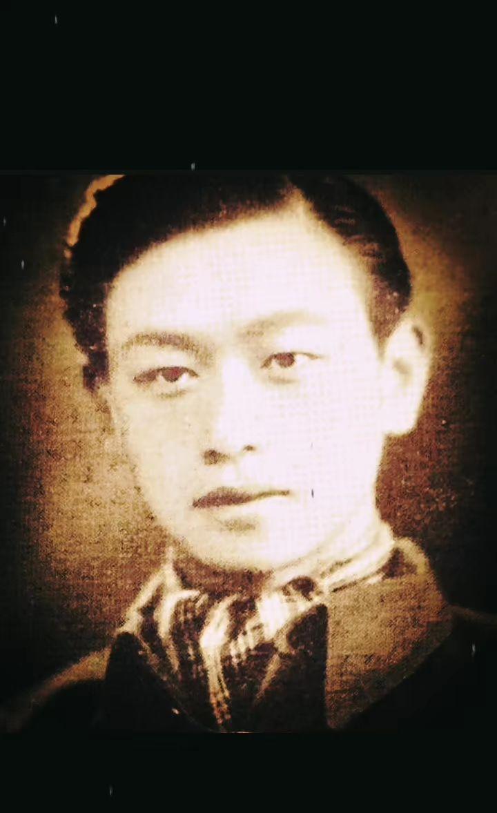 千秋碧血继炎黄！
李如鹏，天津铁血锄奸团成员。1939年4月9日，刺杀击毙华北地