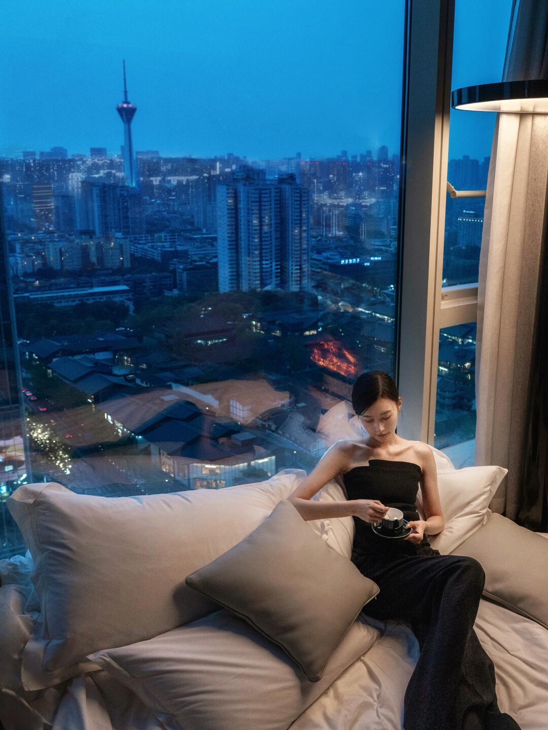 视野超好的高空Loft🏨