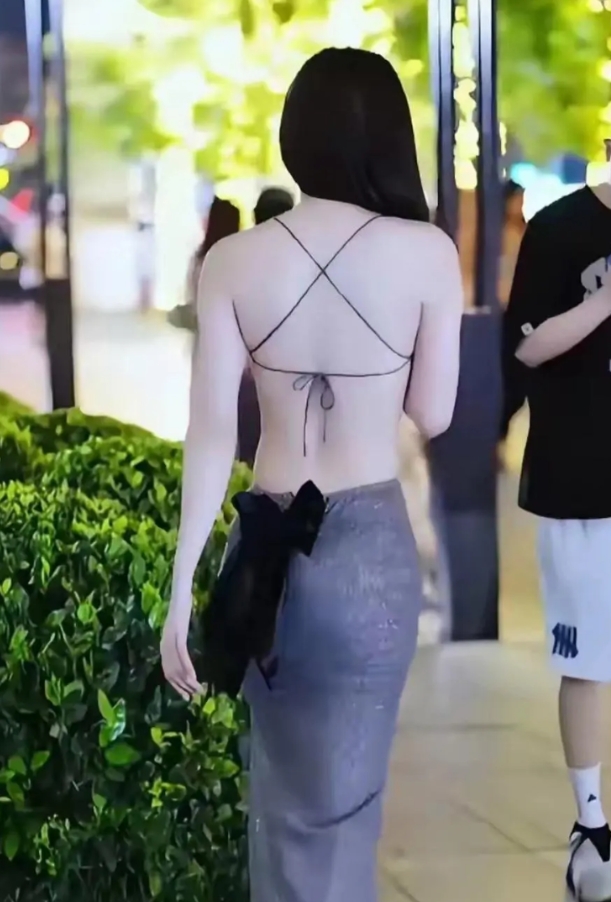 上海的友友，上海有这么热吗