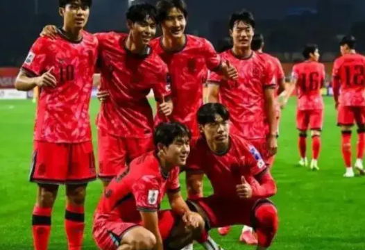 国足U20和澳大利亚U20最近六场不败。
国足U20最近六场比赛:5-2吉尔吉斯