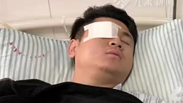 寻目击证人！男子除夕夜被烟花击中，右眼失明。当事人：我不甘心