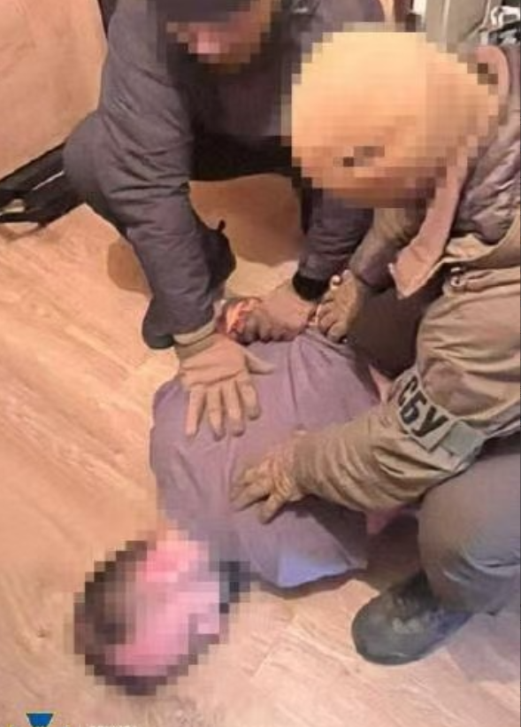乌克兰银行高管卖国求荣，向俄转移大笔资金，连俄罗斯护照都办好了！

据外媒报道，